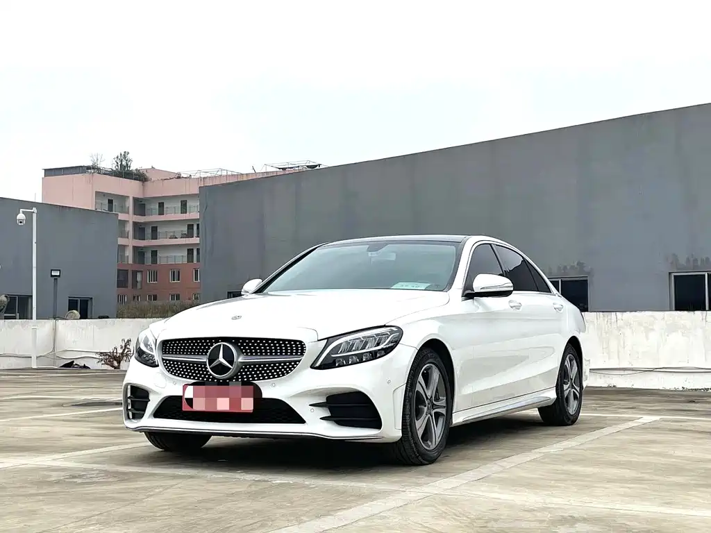 Mercedes-Benz C-Class 2020