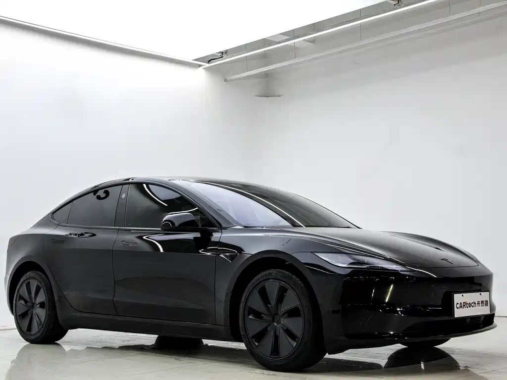 Tesla Model 3 — фотографии объявления, Фото 11