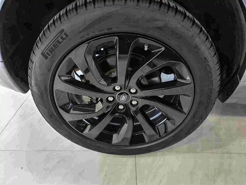 LAND ROVER DISCOVER SPORTS