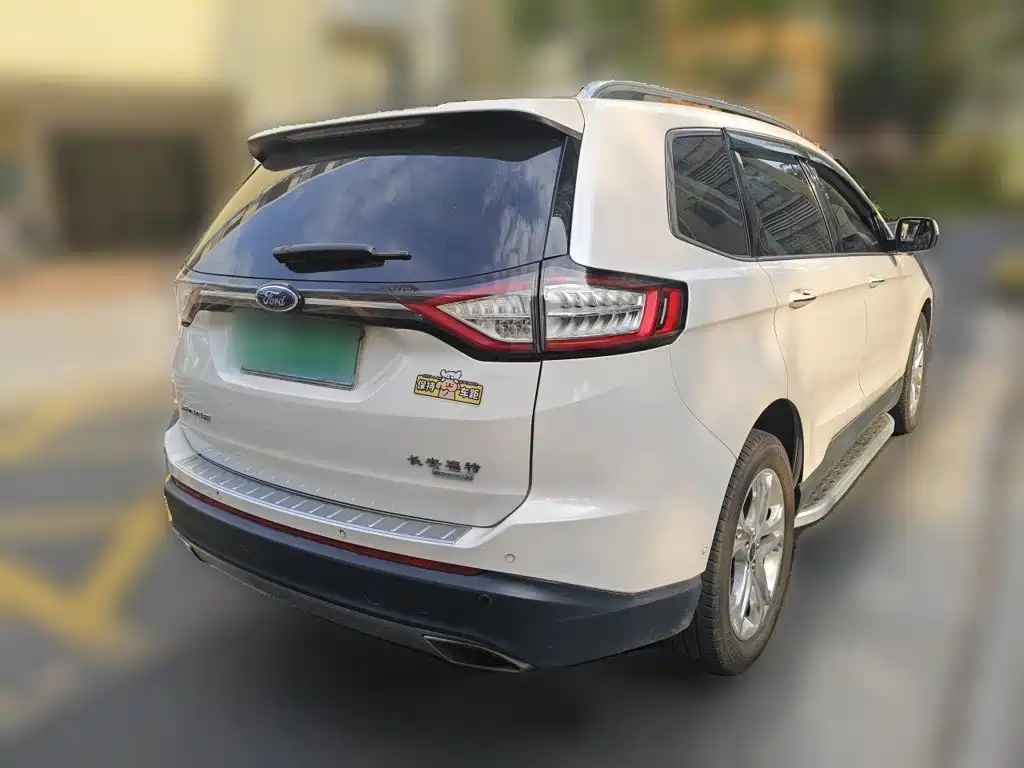 Ford Edge — миниатюра 4