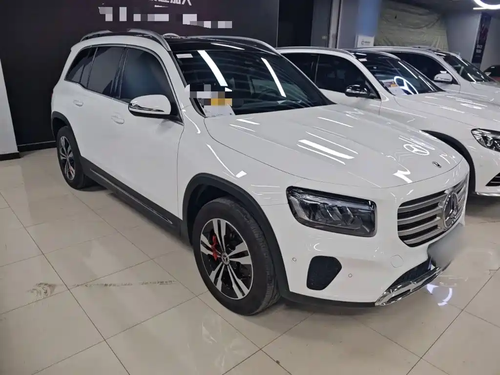 Mercedes-Benz GLB — миниатюра 7