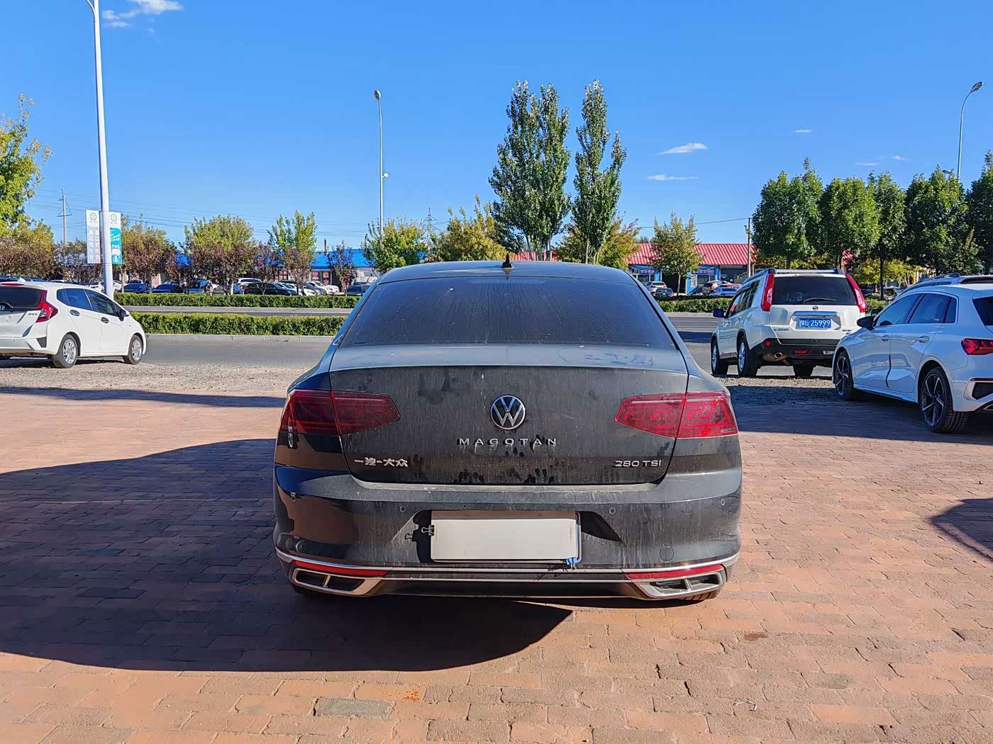 Volkswagen Magotan 1.4 л 2024 г. Чёрный, пробег 20000 км