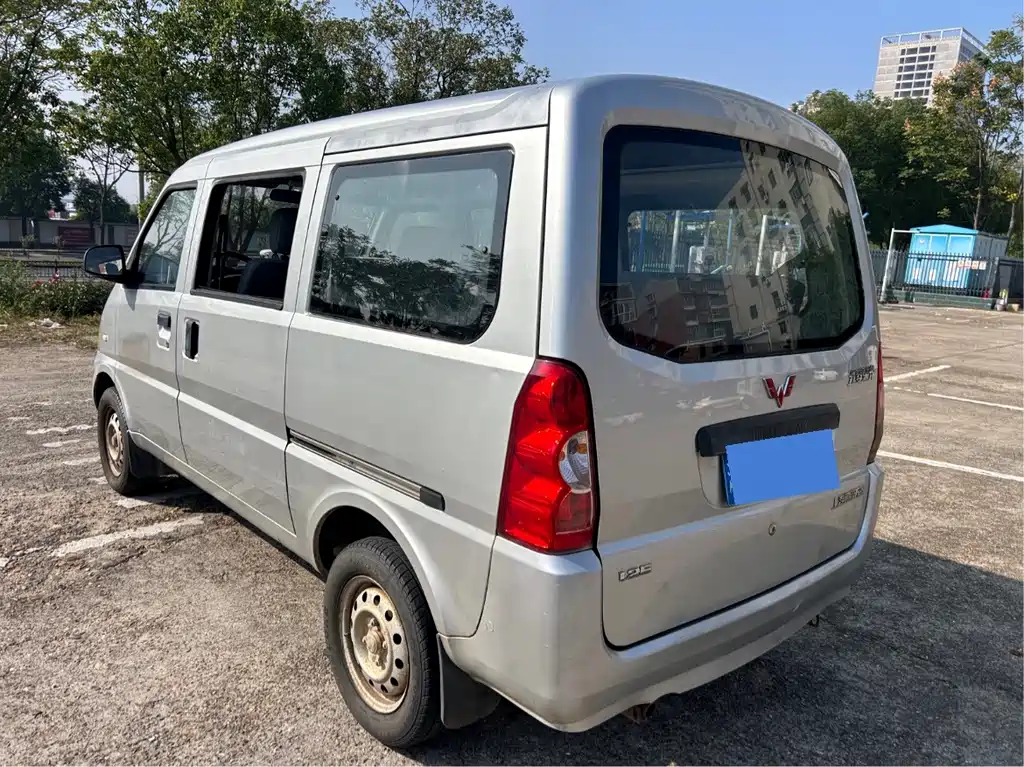 Wuling Rongguang — миниатюра 6