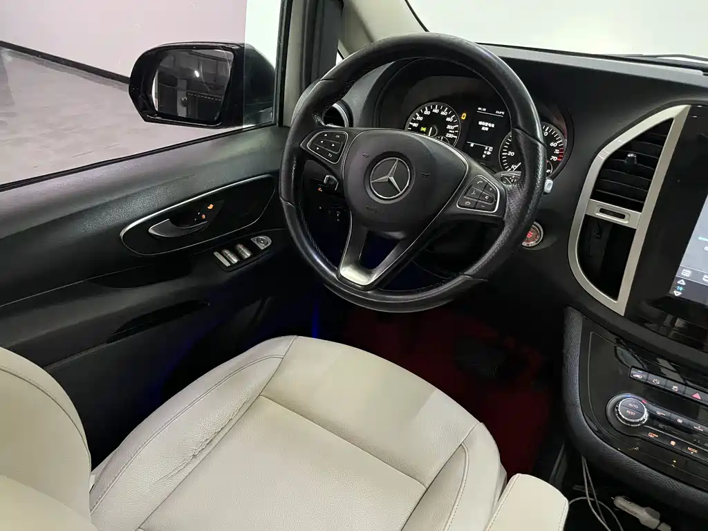 Mercedes-Benz Vito — миниатюра 19