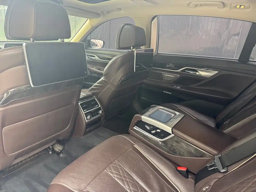 BMW 7 Series 7 2016 730Li Luxury