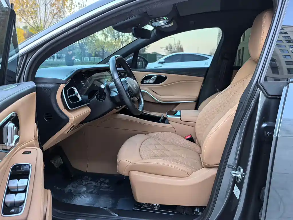 RISING AUTO FEIFAN R7