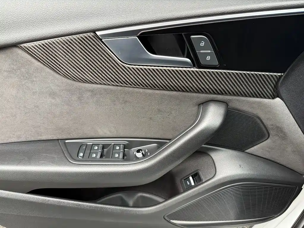 Audi A4L — миниатюра 9