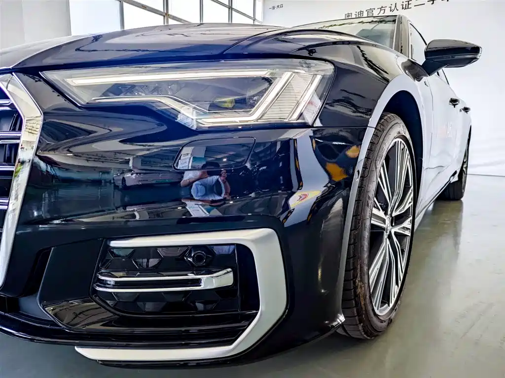Audi A6L 2025 45 TFSI quattro