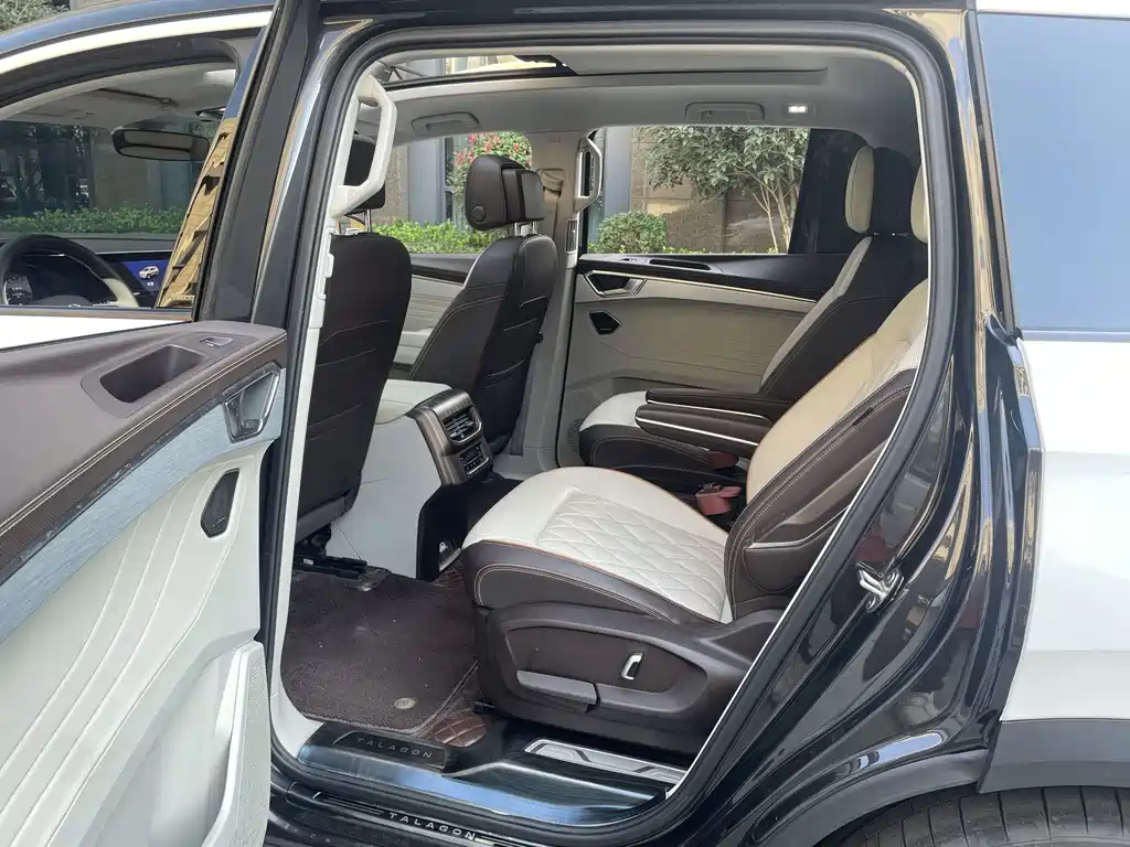Volkswagen Talagon — миниатюра 15