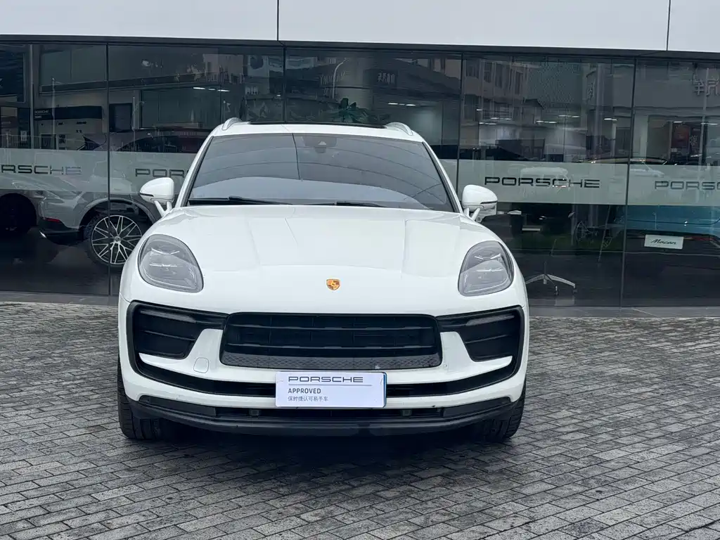 Porsche Macan — миниатюра 2