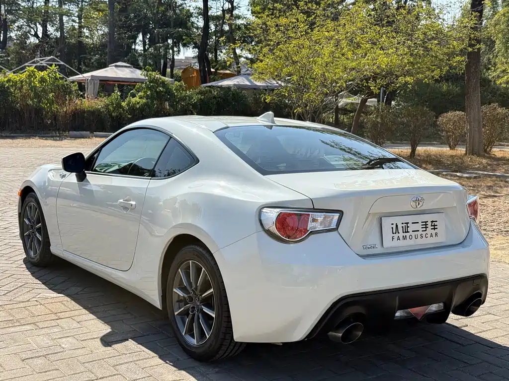 TOYOTA 86