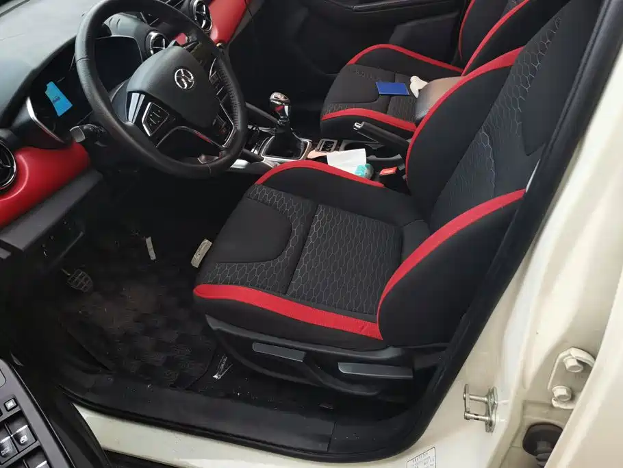 BAIC Senova X35 — миниатюра 9