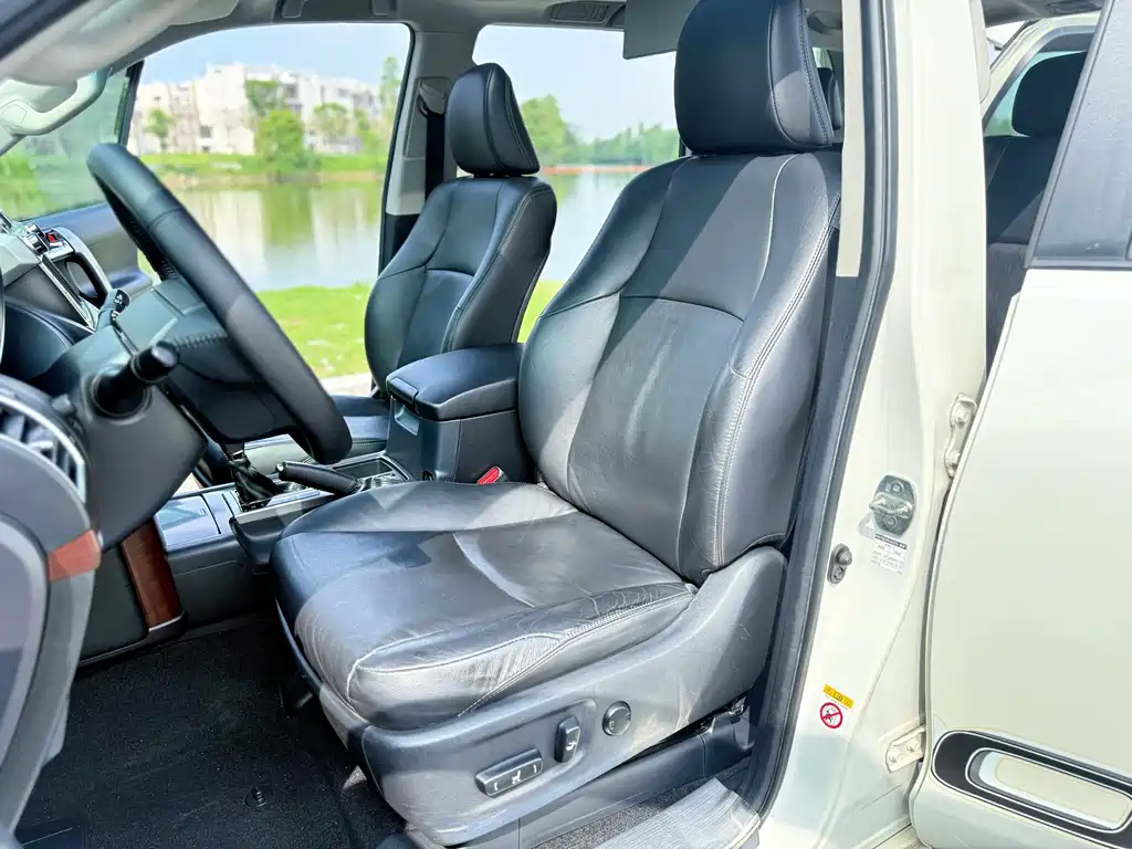 Toyota Land Cruiser Prado 2016 3.5L AT TX-L NAVI