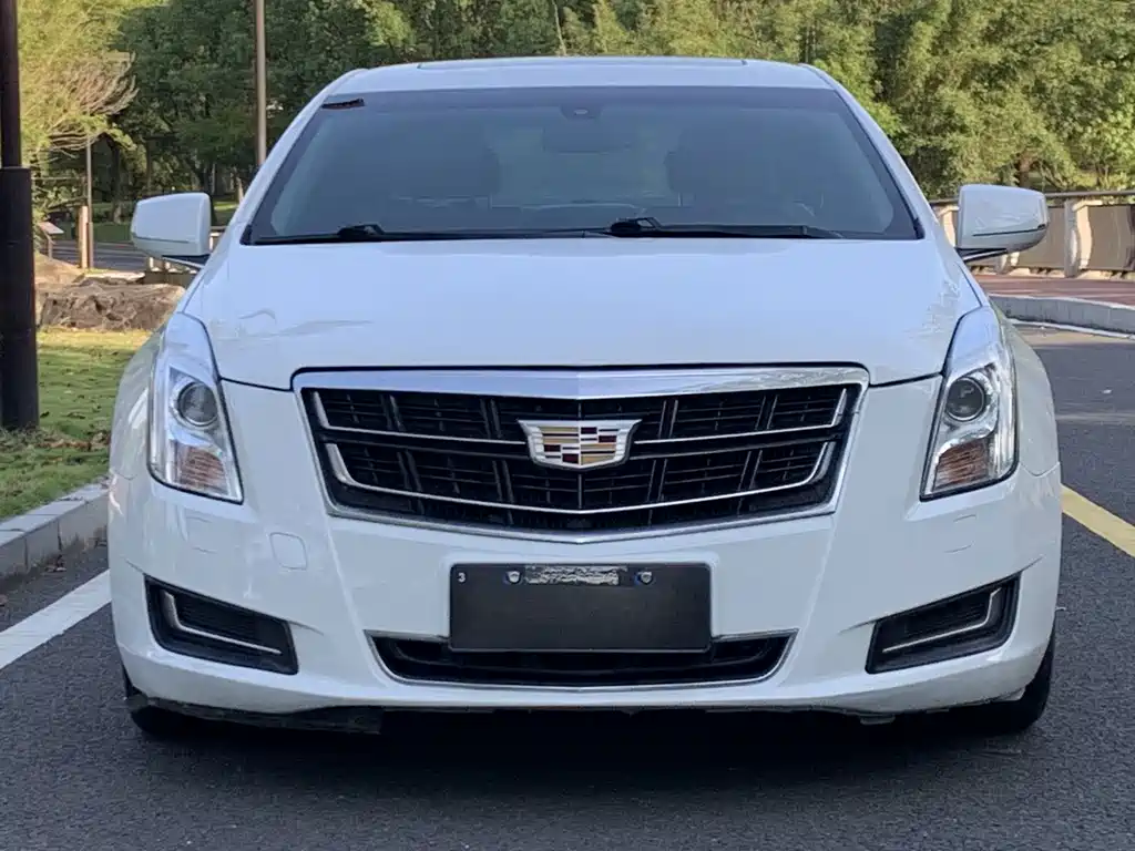 Cadillac XTS — миниатюра 2