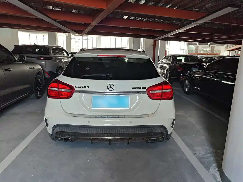 Mercedes-Benz GLA AMG — миниатюра 16