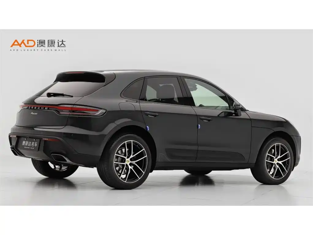 Porsche Macan — миниатюра 3