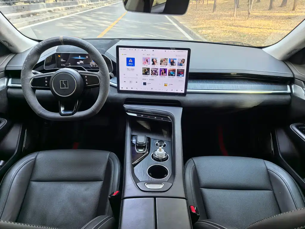 ZEEKR EXTREME KRYPTON 001