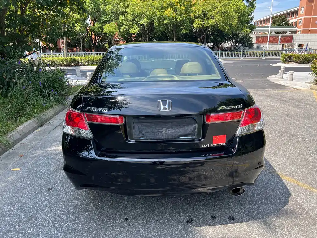 Honda Accord — миниатюра 6