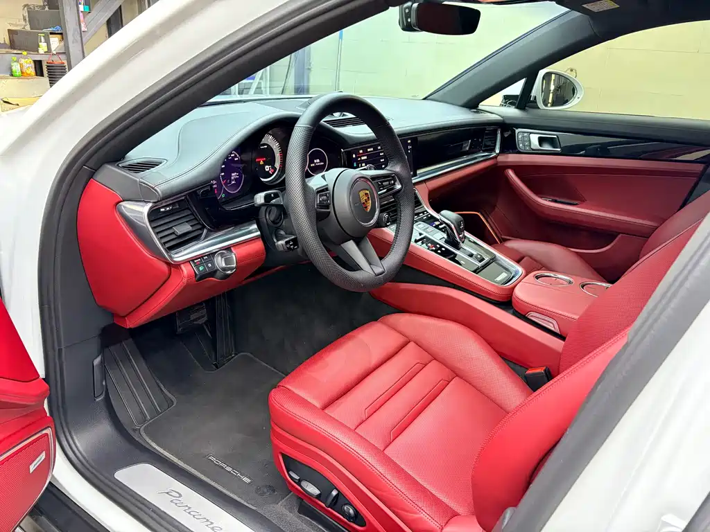Porsche Panamera — миниатюра 6