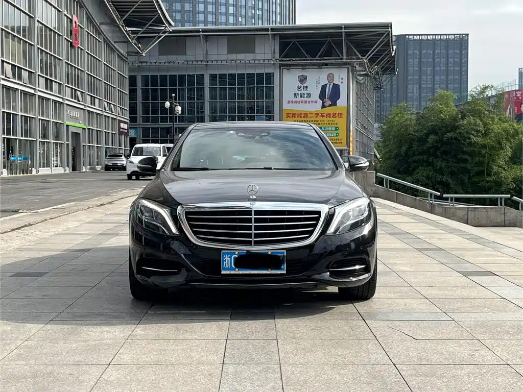 Mercedes-Benz S-Class — миниатюра 2