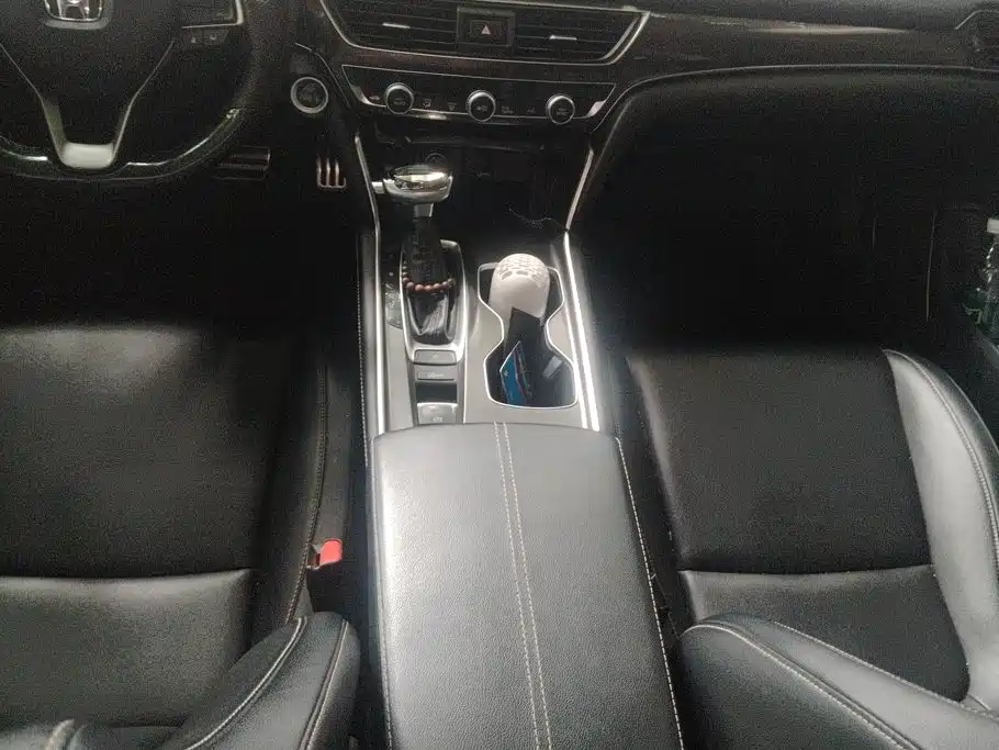 Honda Accord — миниатюра 15