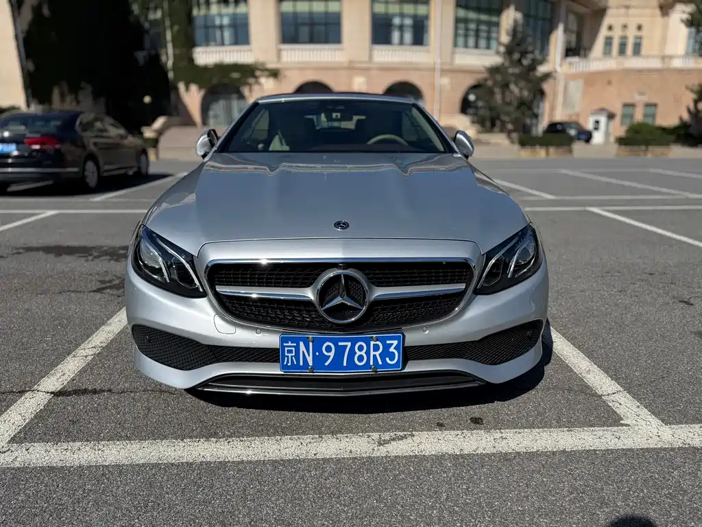 MERCEDES-BENZ E CLASS