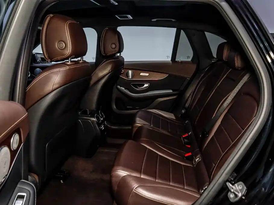 Mercedes-Benz GLC — миниатюра 10