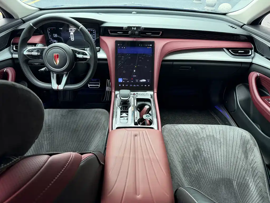 Hongqi Hongqi H5 — миниатюра 6