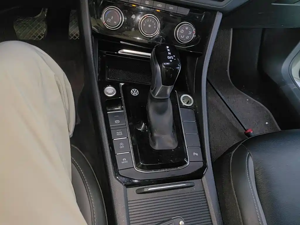 Volkswagen Sagitar — миниатюра 14