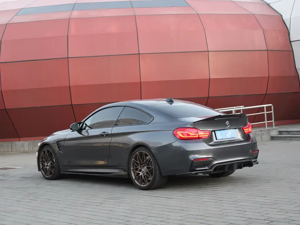 BMW M4 — миниатюра 4