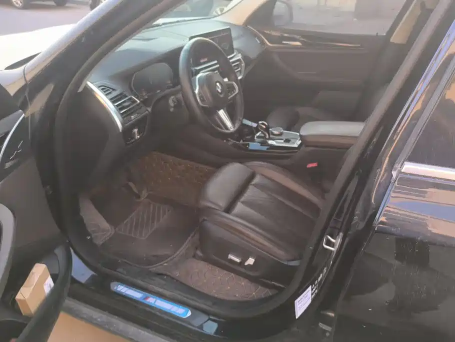 BMW X3 — миниатюра 9