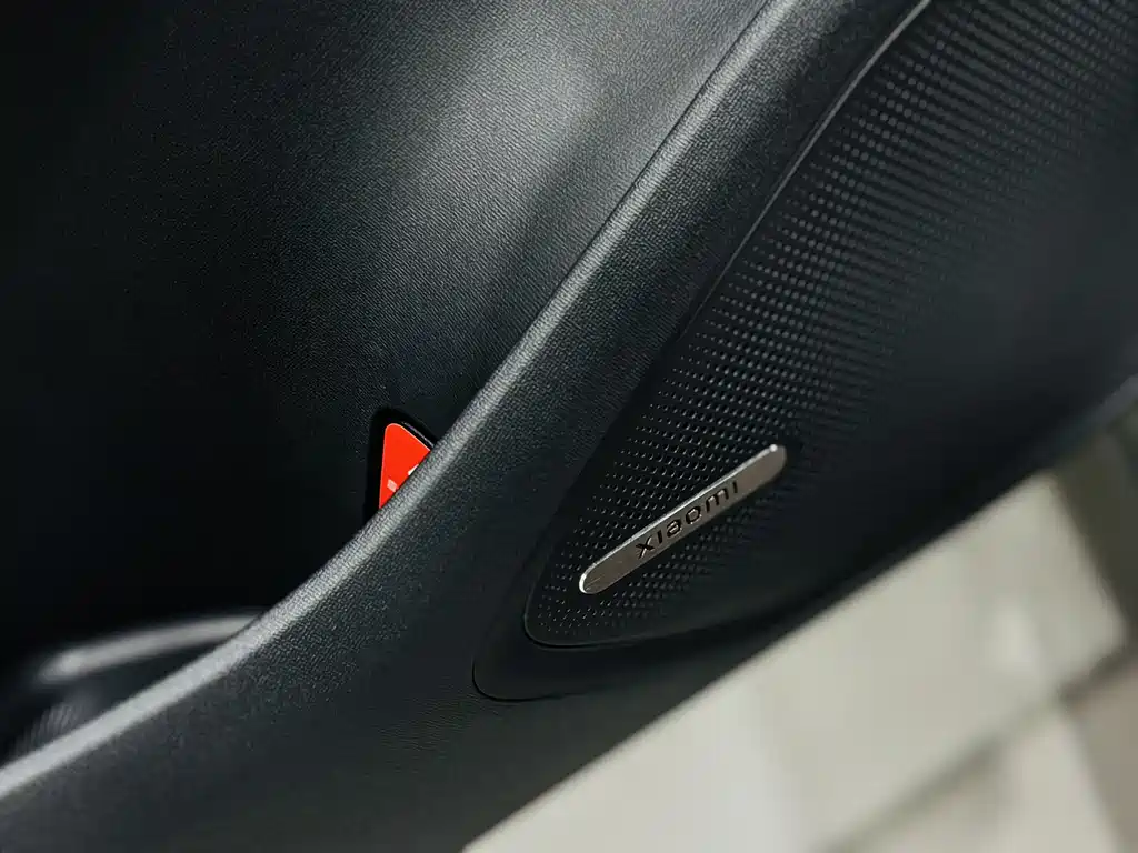 XIAOMI CAR XIAOMI SU7