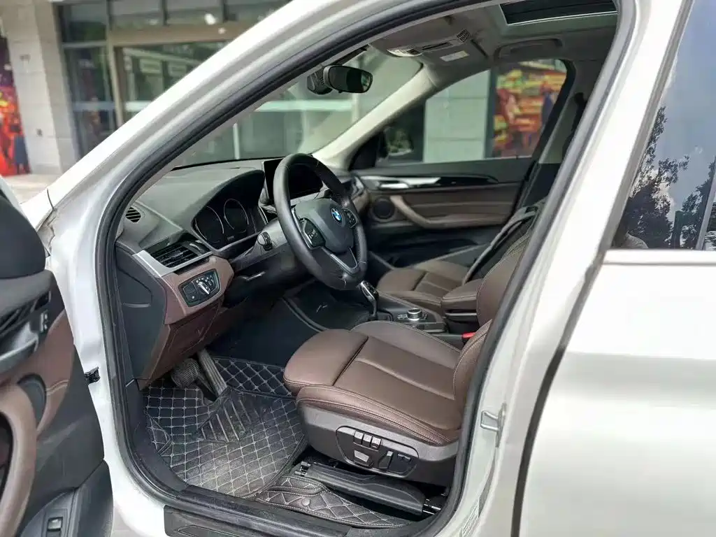 BMW X1 — миниатюра 3