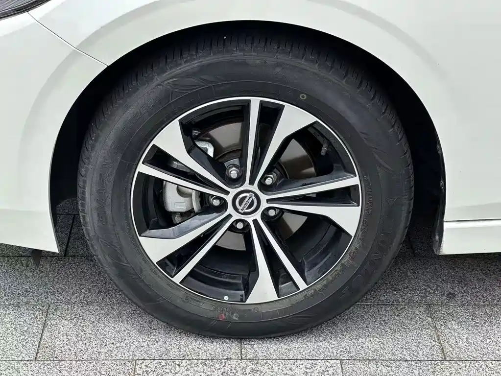 Nissan Sylphy — миниатюра 16