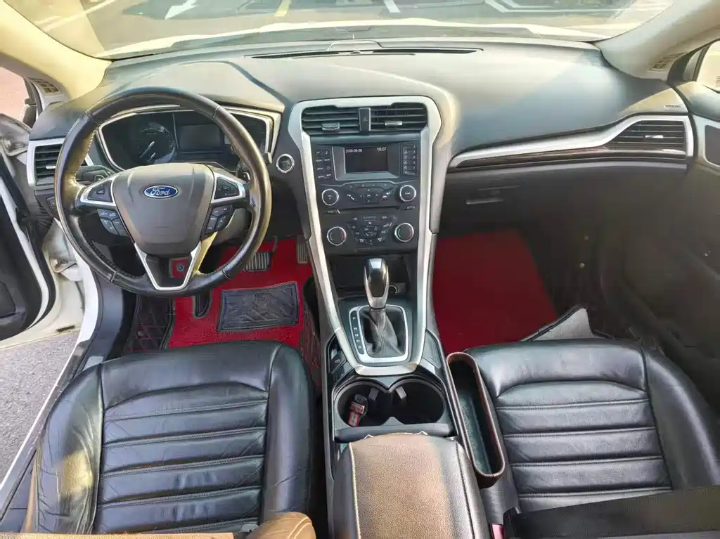 Ford Mondeo — миниатюра 5