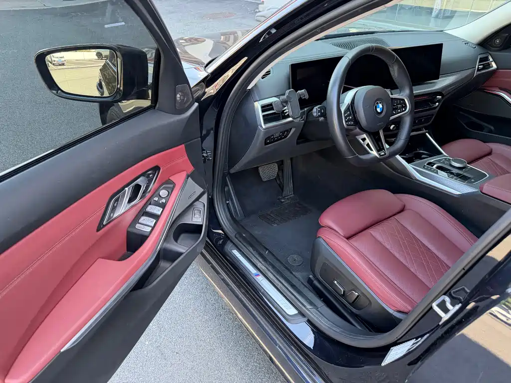 BMW 3 Series 3 2025 330Li M Sport