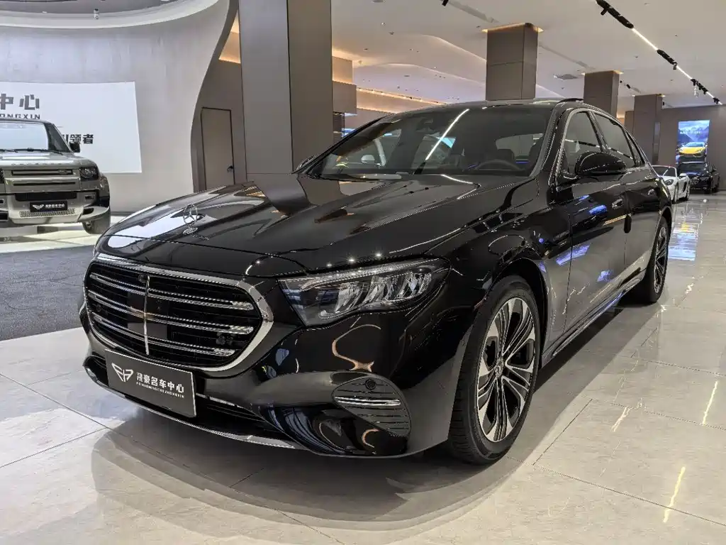 Mercedes-Benz E-Class 2025