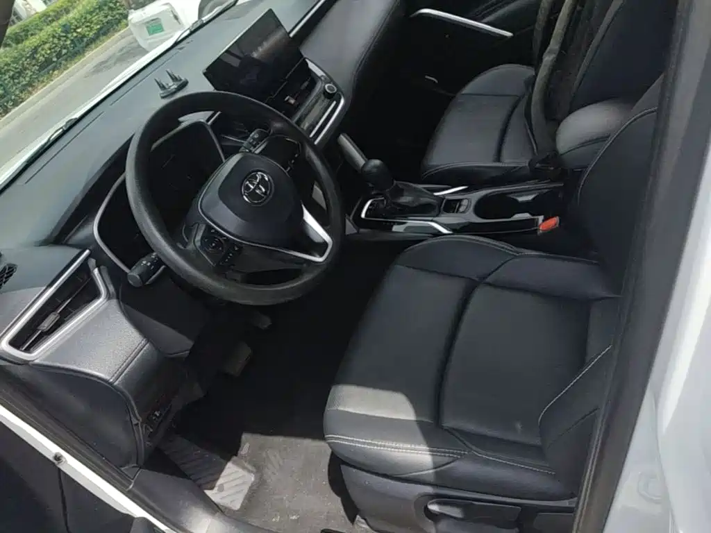 Toyota Frontlander — миниатюра 15