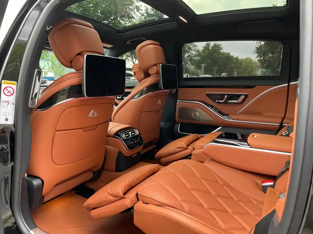 Mercedes-Benz S-Class — миниатюра 13