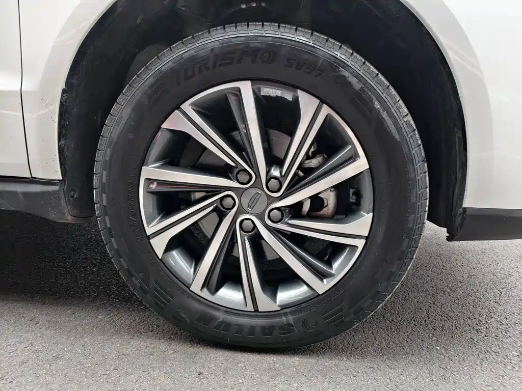 Geely Vision X6 — миниатюра 4