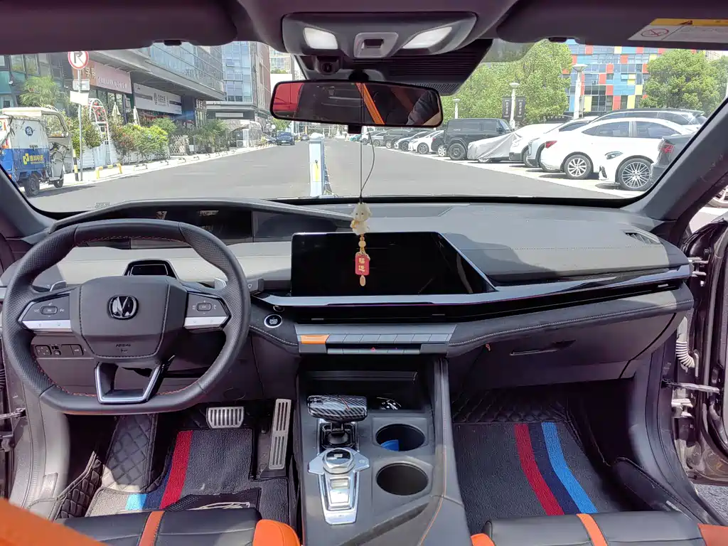 Changan UNI-V — миниатюра 13