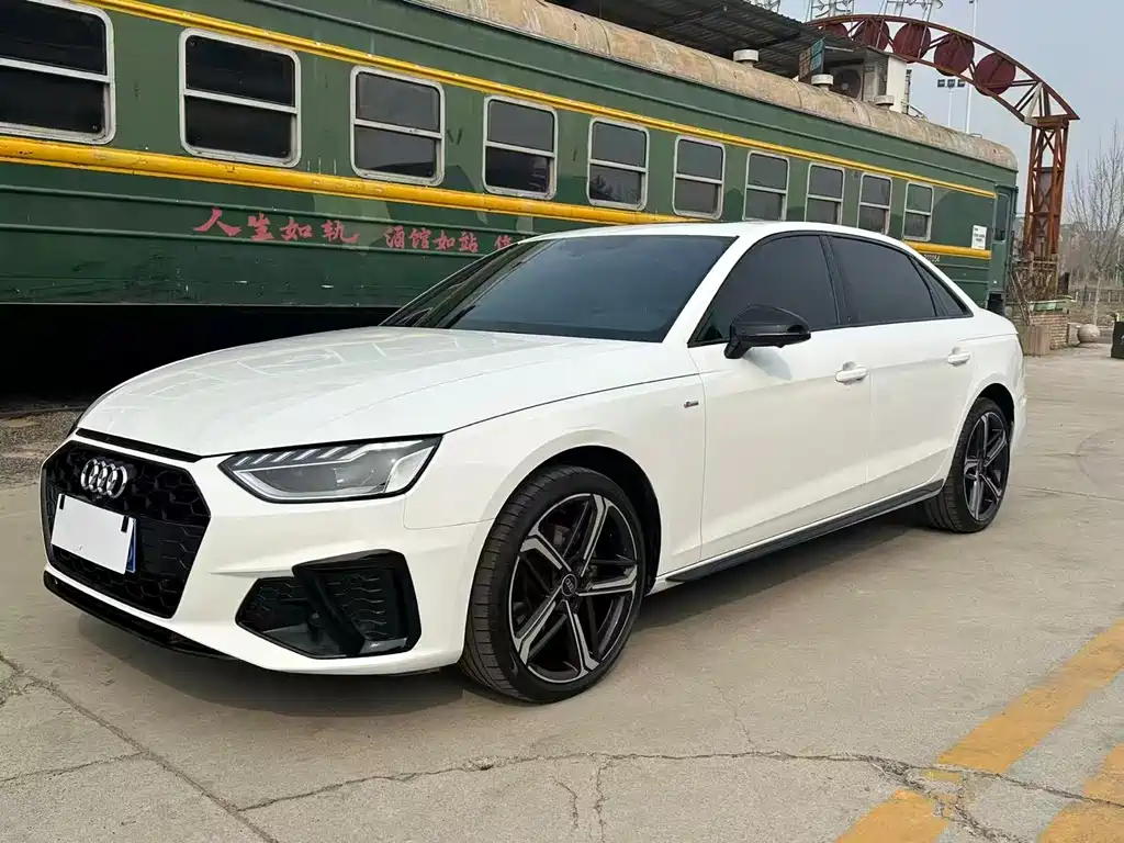 Audi A4L 2025