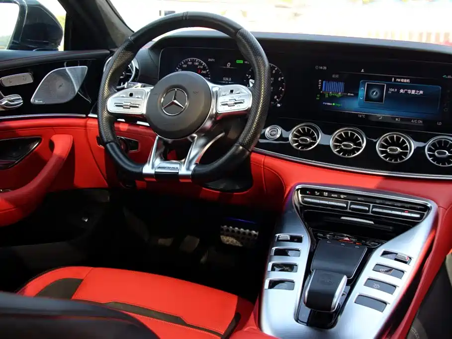 MERCEDES-BENZ AMG GT