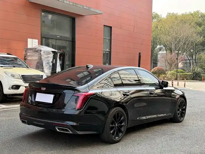 Cadillac CT5 — миниатюра 14