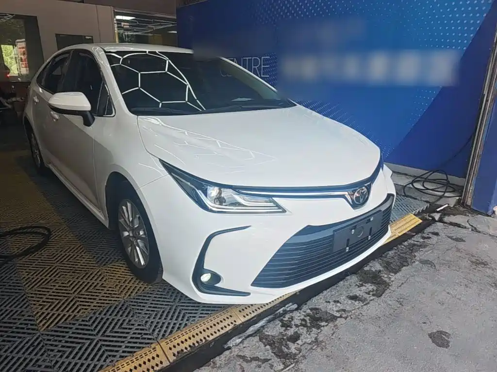 Toyota Corolla — миниатюра 4