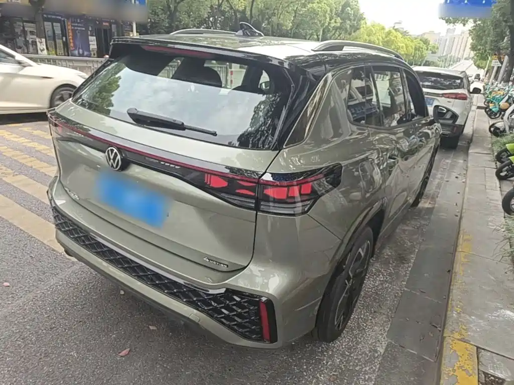 Volkswagen Tayron 2025 L 380TSI Luxury Easy