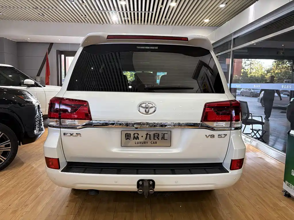 Toyota Land Cruiser — миниатюра 15