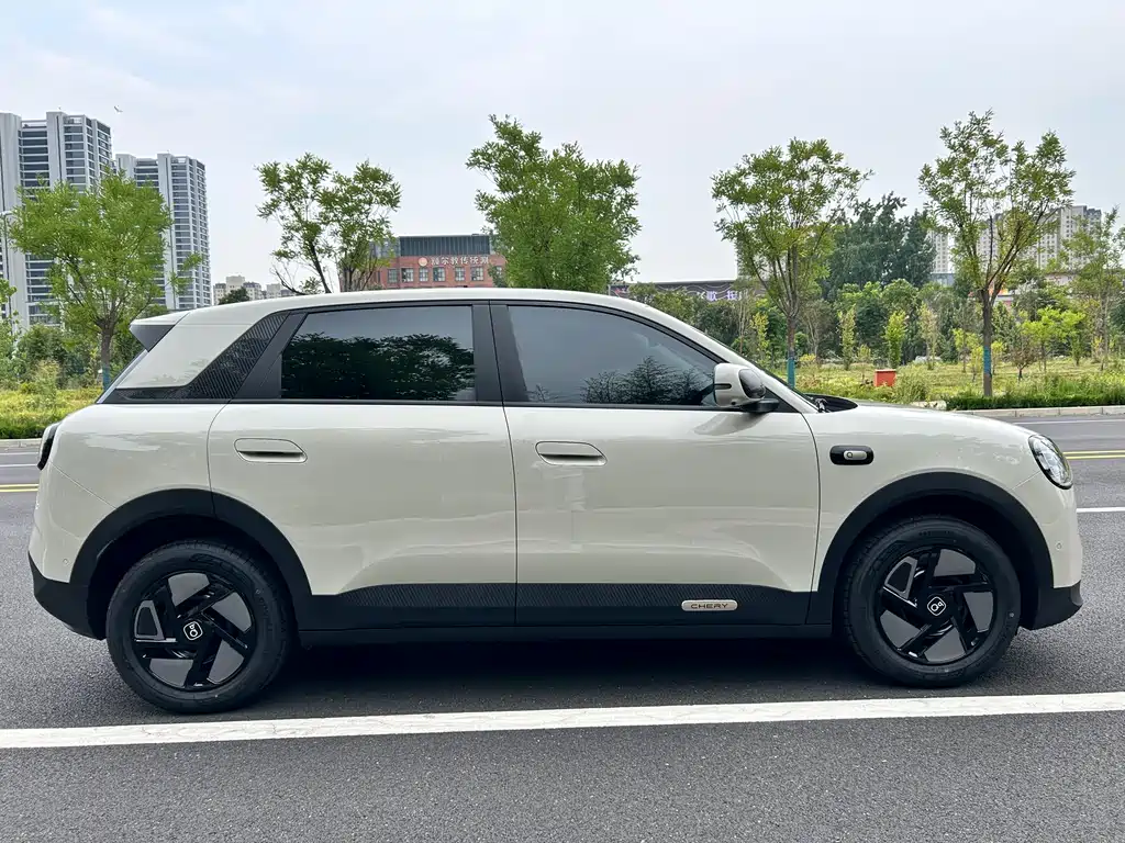 奇瑞QQ QQ3 EV — миниатюра 4