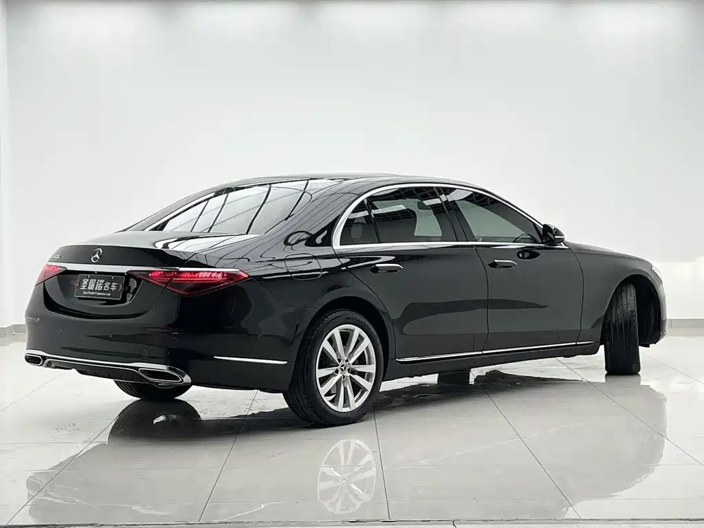 Mercedes-Benz S-Class — миниатюра 3