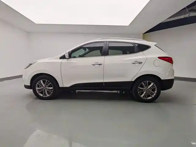 Hyundai ix35 — миниатюра 17